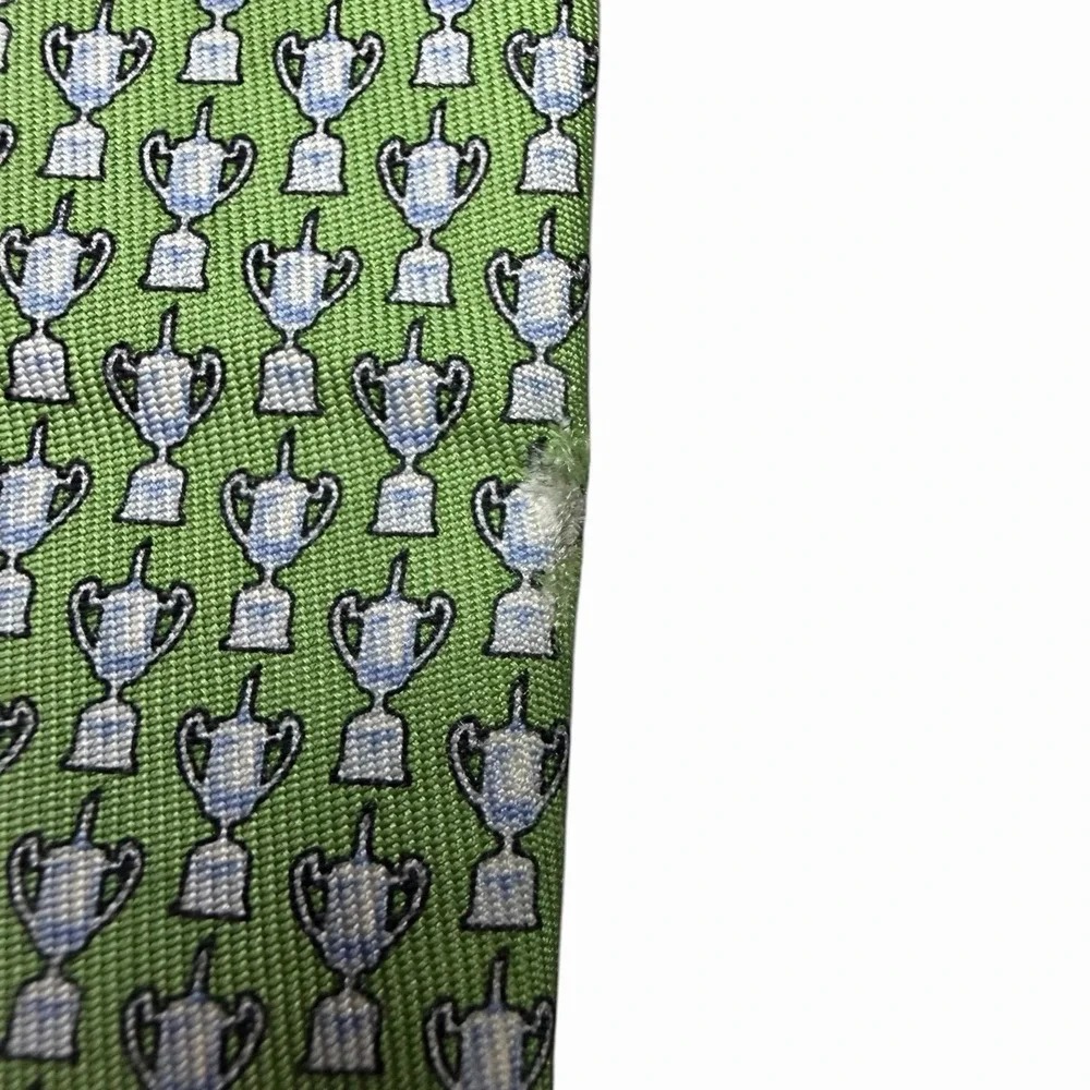 Vineyard Vines Tie U.S. Open 2006 Winged Foot Golf Trophy Green Silk 3 7/8